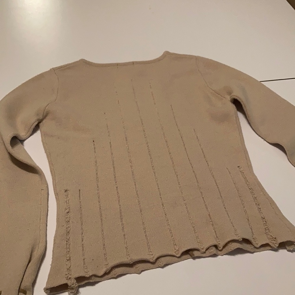 Small Sweater - Picture 5 of 8